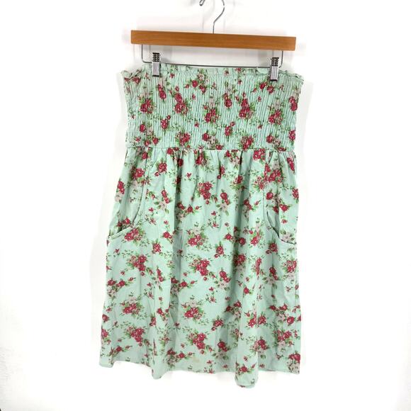 Wet Seal Y2K Floral Smocked Tube Dress with Pockets Size XL Description: - Picture 1 of 9